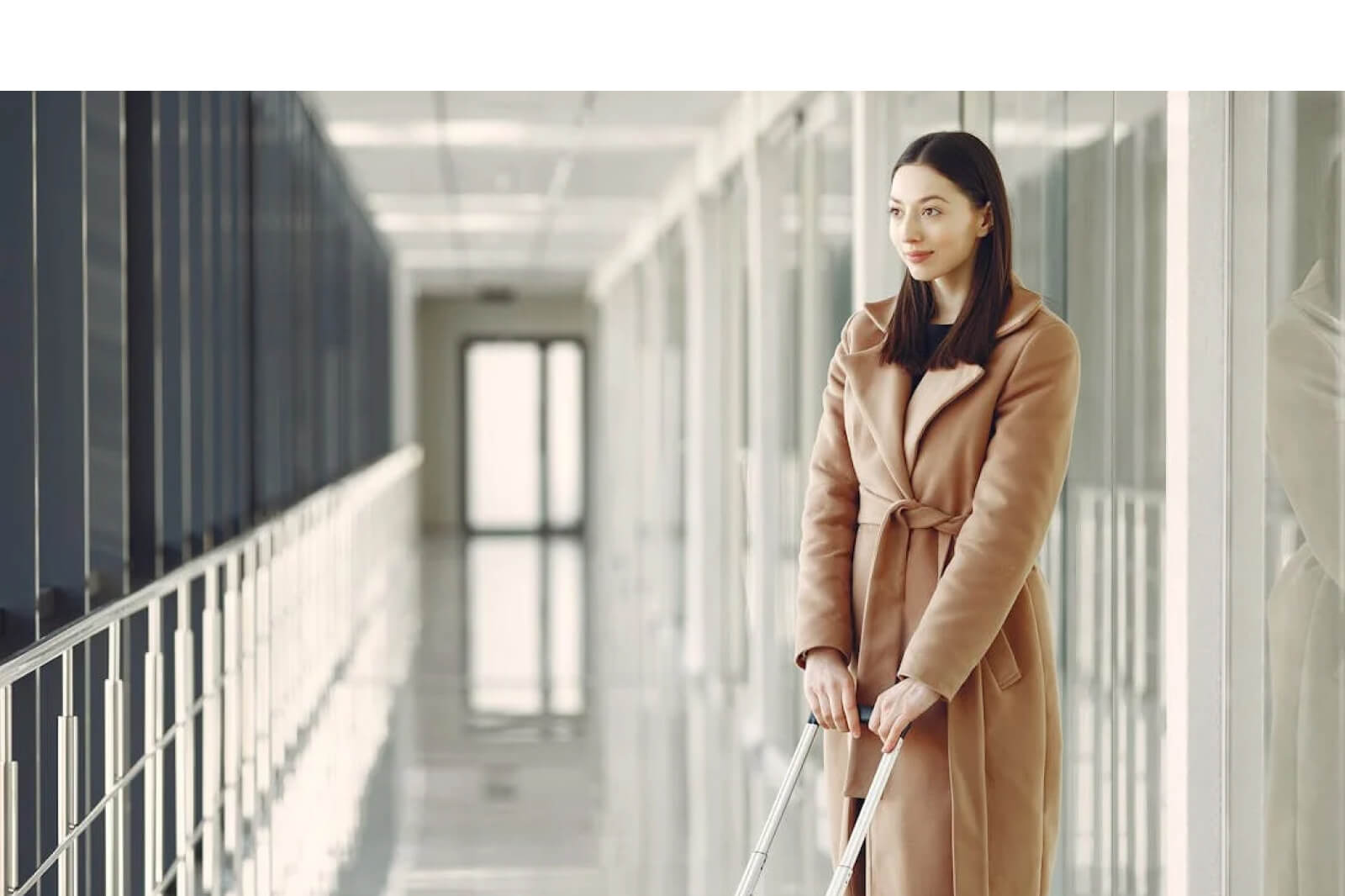 Comfy Travel Outfits That Scream “Upgrade, Please!”